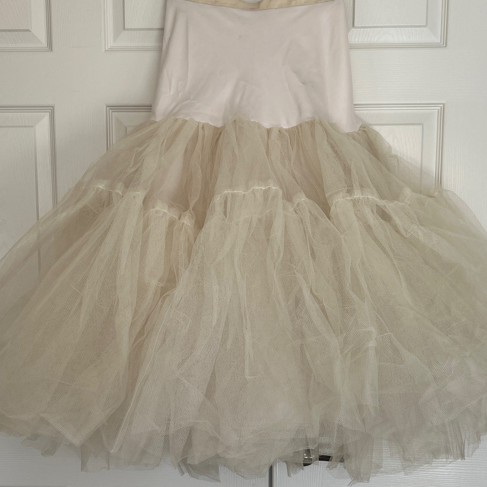 Vintage Elegant Cream A-Line layered Tulle petticoat Full Skirt waist 26" - Picture 7 of 17